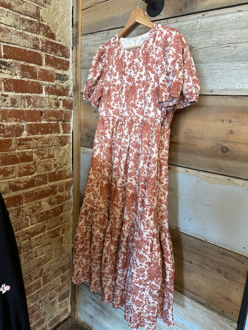 TCEC Rust Floral Tiered Maxi Dress
